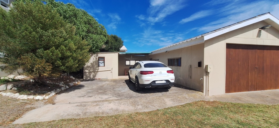 3 Bedroom Property for Sale in Witsand Western Cape